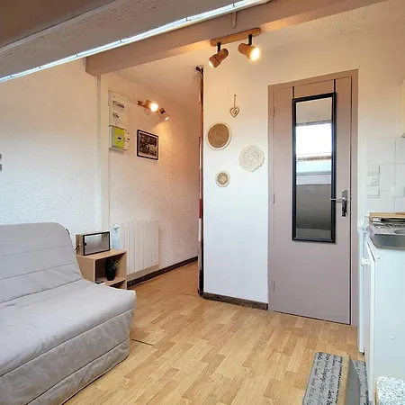 Au Pied Des Pistes A St Leger Les Melezes - 2/3 Personnes - Fr-1-393-173 Apartment Saint-Leger-les-Melezes