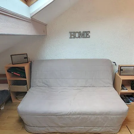 Au Pied Des Pistes A St Leger Les Melezes - 2/3 Personnes - Fr-1-393-173 Apartment *